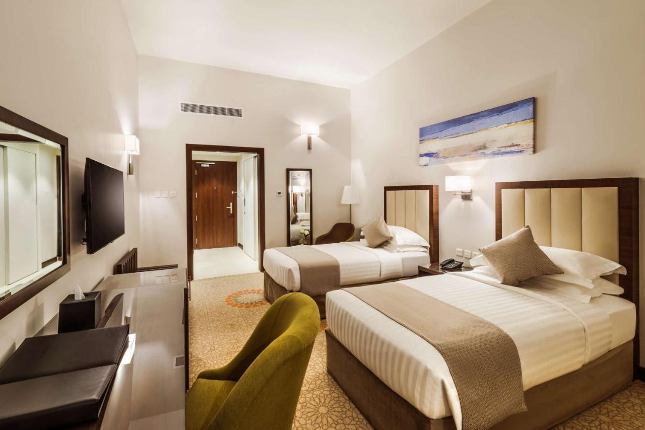 Best Western Plus Al Qurayyat City Center Exteriör bild