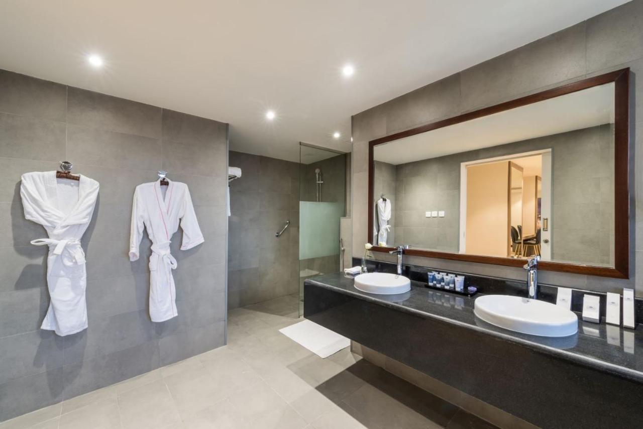 Best Western Plus Al Qurayyat City Center Exteriör bild