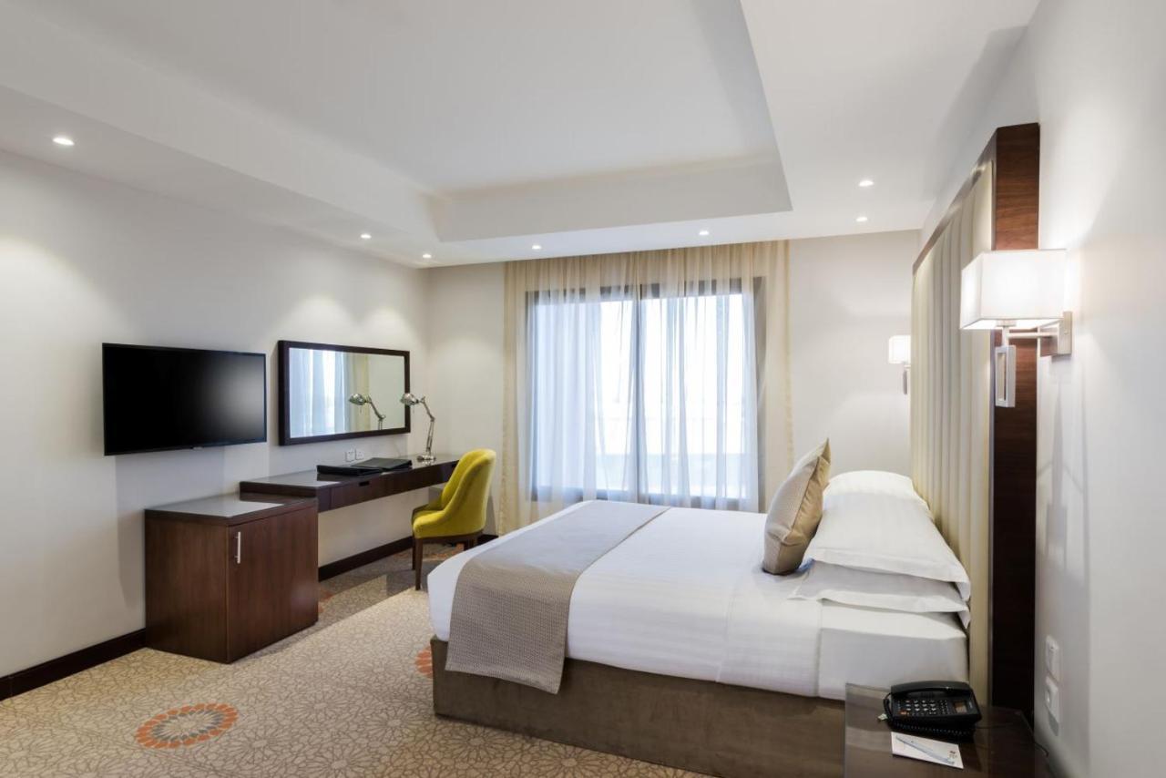Best Western Plus Al Qurayyat City Center Exteriör bild