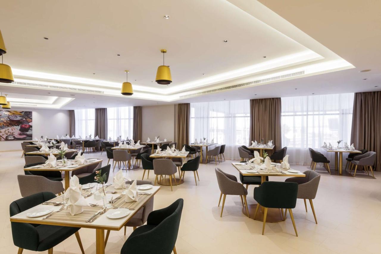 Best Western Plus Al Qurayyat City Center Exteriör bild