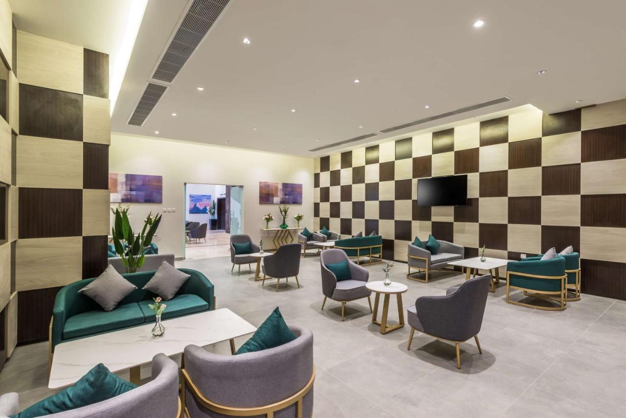 Best Western Plus Al Qurayyat City Center Exteriör bild