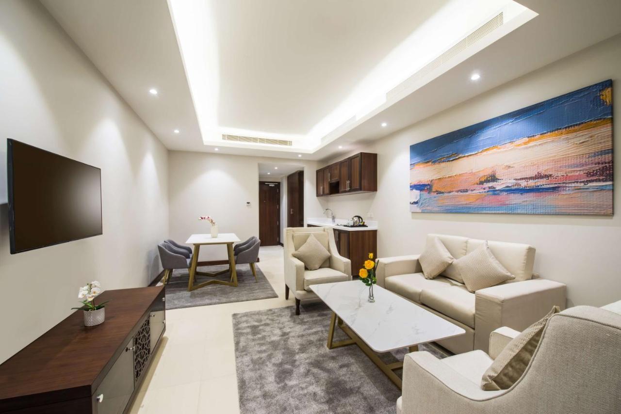 Best Western Plus Al Qurayyat City Center Exteriör bild